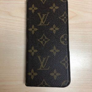 Louis Vuitton authentic IPhone 7 Plus cover.